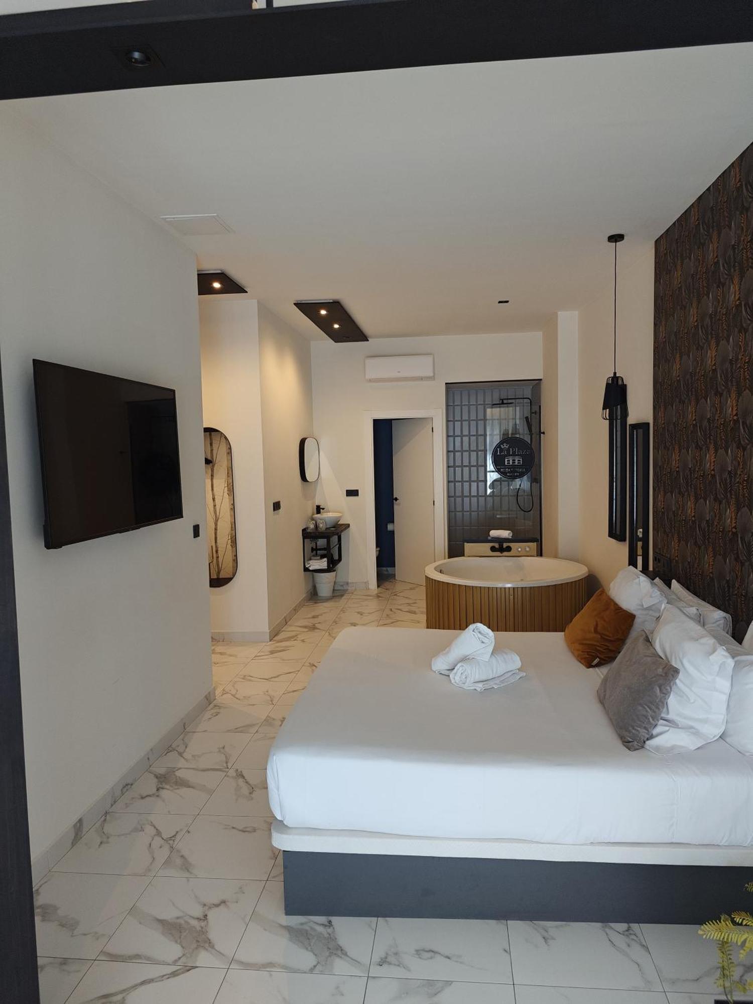 Ferienwohnung Reina Victoria La Plaza Alicante Exterior foto