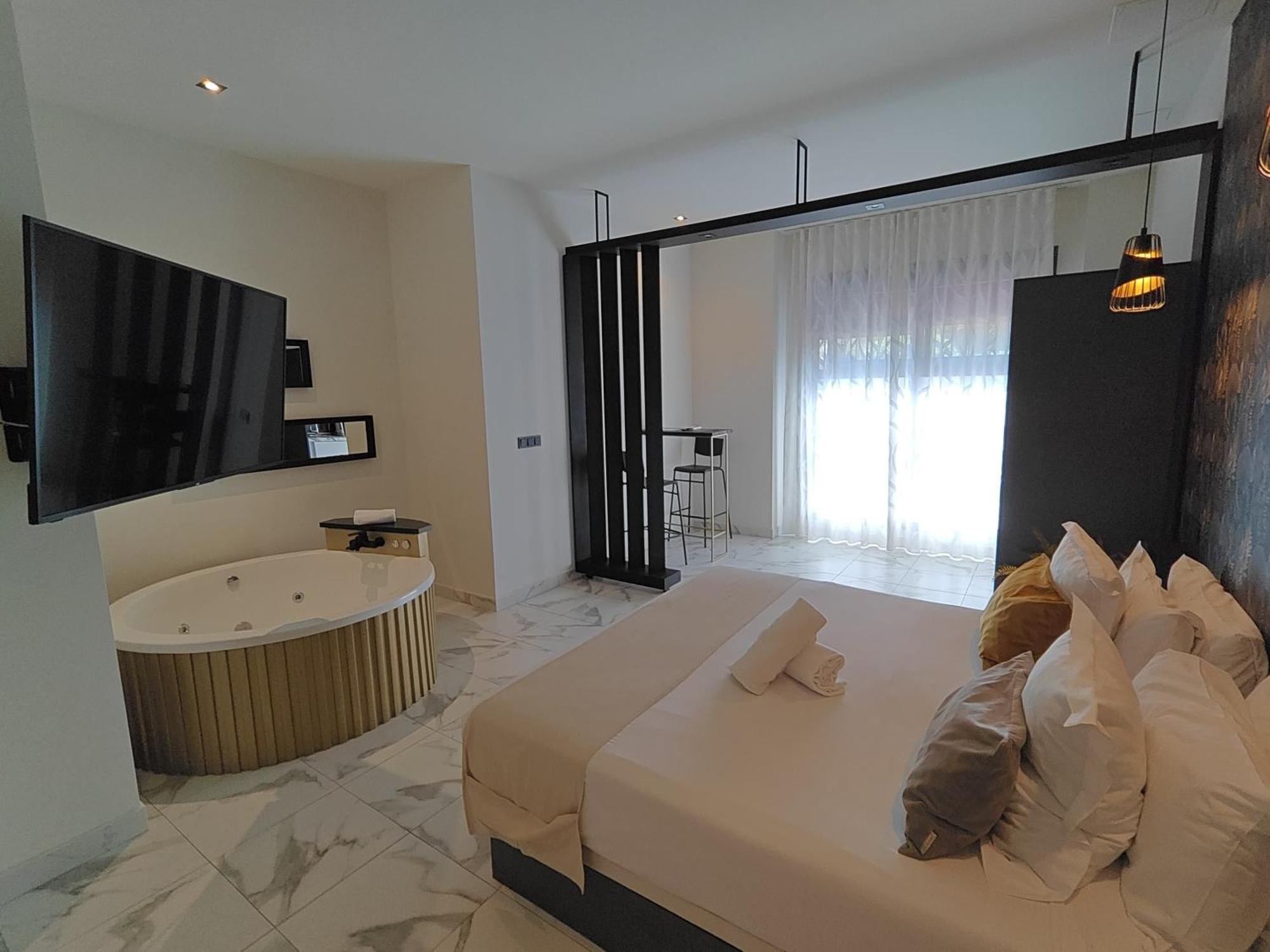 Ferienwohnung Reina Victoria La Plaza Alicante Exterior foto